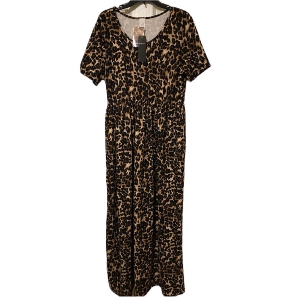 NWTs Leopard Maxi 1X